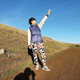 瓊芳生平 Alice Hwaun’s life