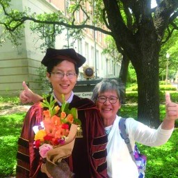 爾立2013.6.15大學畢業／白瓊芳